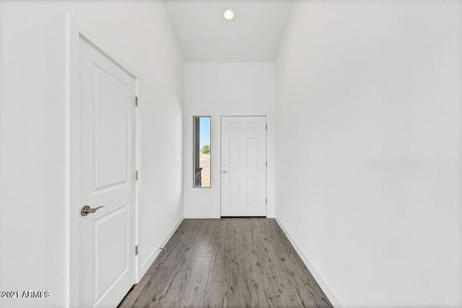 Building Photo - 12459 W Cabrillo Dr