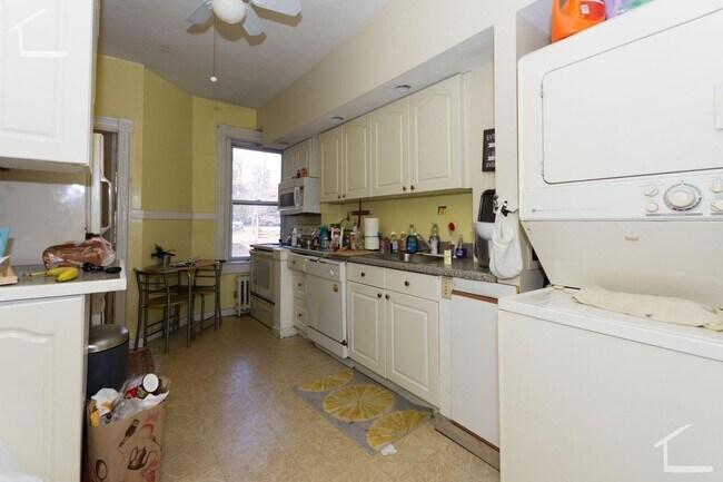 Foto del edificio - 1234 Beacon St