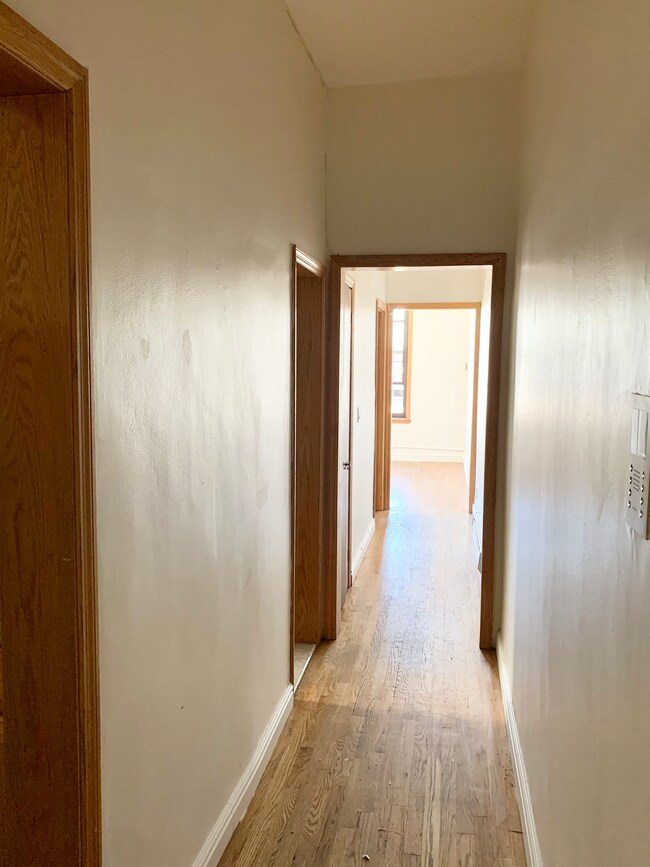 Hallway - 46 N Village Ave