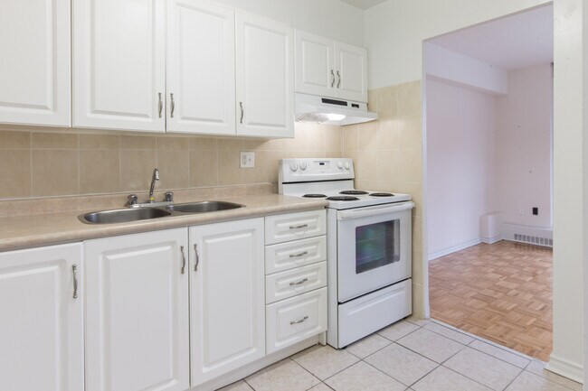 Photo du bâtiment - Professionally managed 1 bedroom apartment for rent