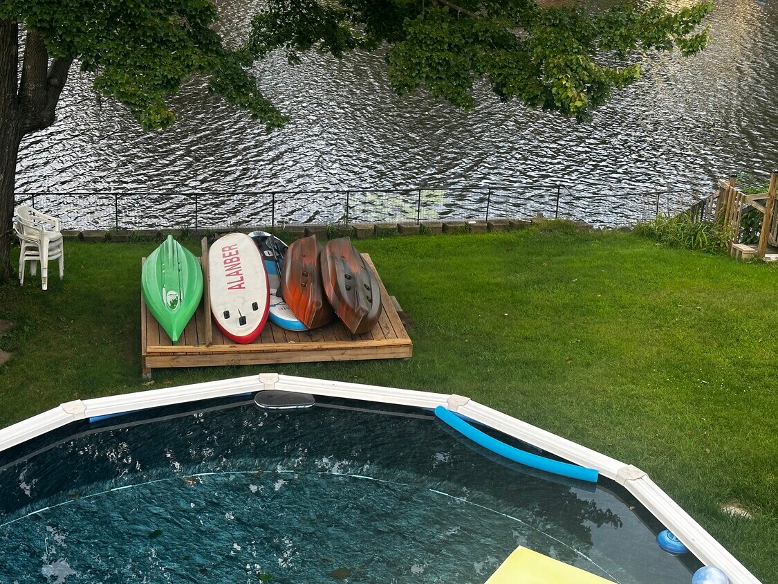 9 Fall Mountain Terrace, Plymouth, CT 06786 Townhome Rentals in