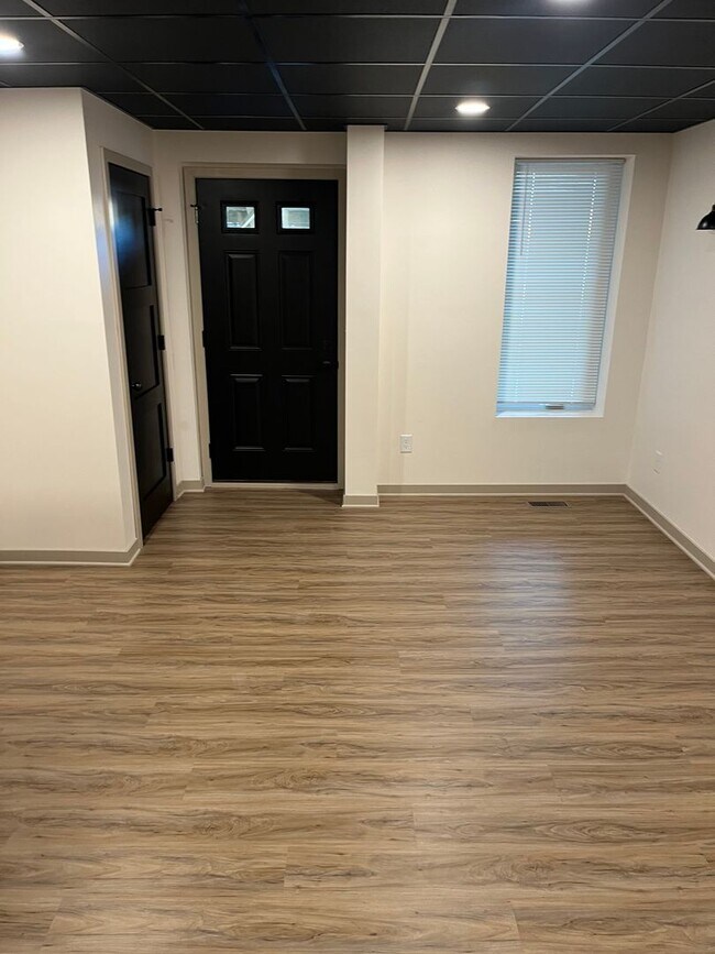 Foto del edificio - 201 Paquin St E