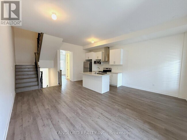 Building Photo - 44 Armillo Pl