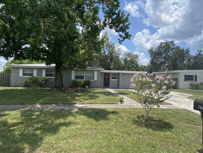 Foto del edificio - 7400 Judd Way