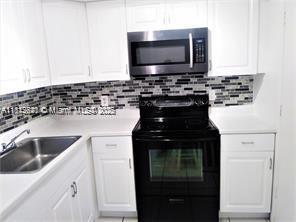 Foto del edificio - 16801 NE 14th Ave