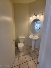 Building Photo - 10957 Calistoga Springs Ct