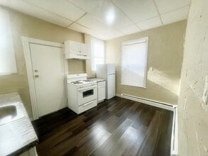 Building Photo - 133 Kimball Ave