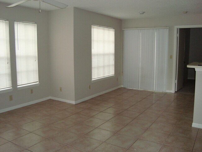Photo - 1st Floor 2br/2ba Metrowest Condo with Pri...