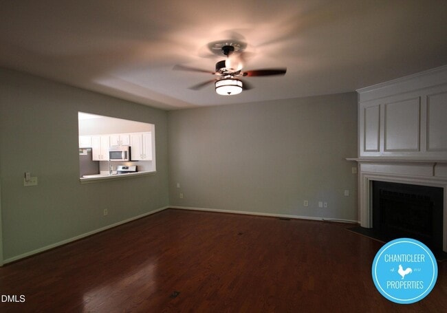 Building Photo - 5542 Red Robin Rd
