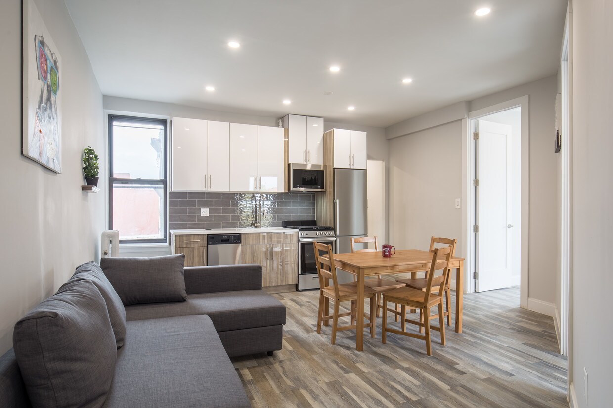 Foto principal - 2377 Belmont Ave