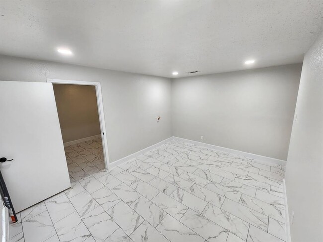 Building Photo - 14219 Fleetwell Dr