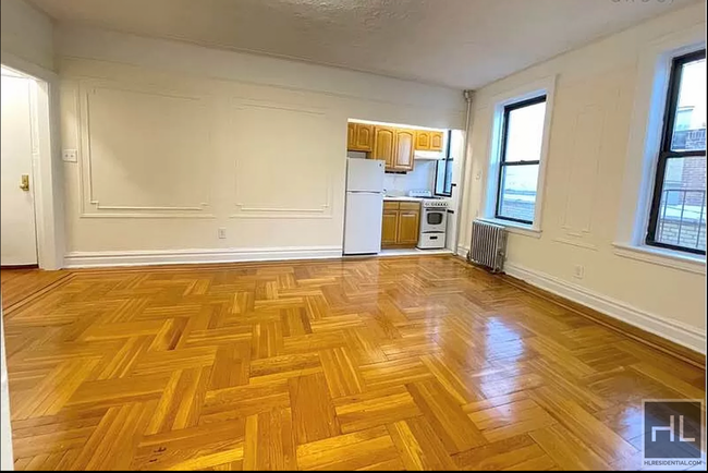 1 Year Furnished Sublease Studio in Astoria - Room for Rent in Queens ...