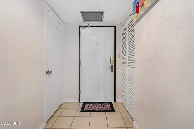 Foto del edificio - 3051 S Atlantic Ave