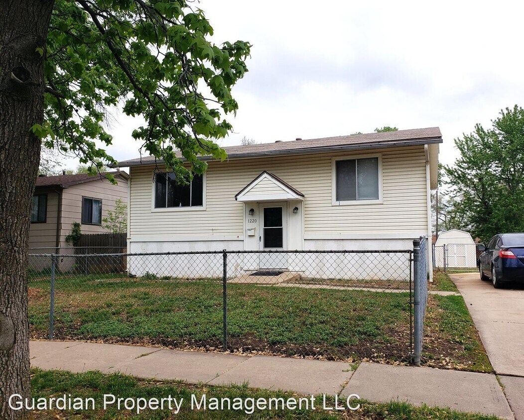 Primary Photo - 4 br, 2 bath House - 1220 W Patterson