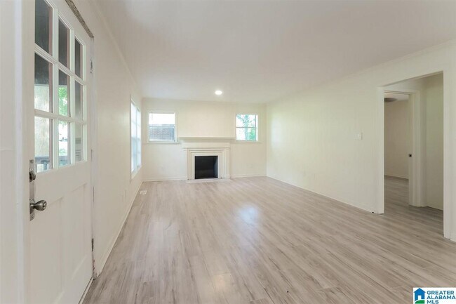 Foto del edificio - 817 79th Pl S