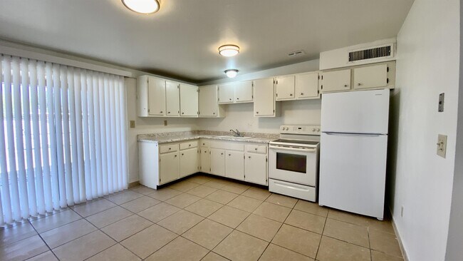Foto del edificio - 3519 E Ellington Pl