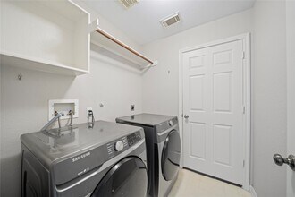 Building Photo - 18502 Eden Trails Ln