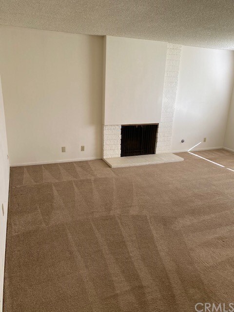 Building Photo - 943 Carina Ave