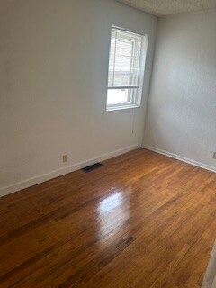 Foto del edificio - 131 W 10th St