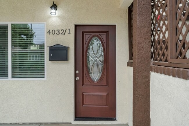 Photo - 4032 Elsa St Apartment