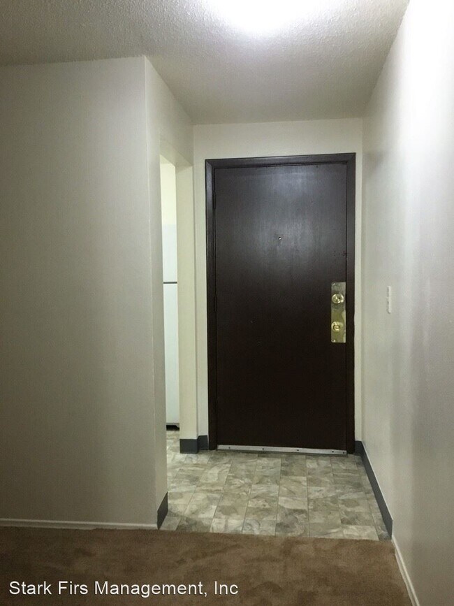Foto del edificio - 621 NE 162nd Ave