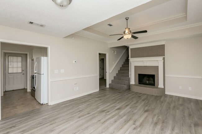 Building Photo - 5 Burgess Cove