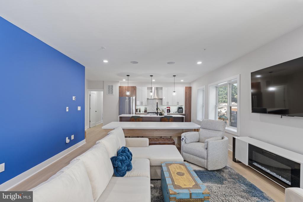Foto principal - 615 Irving St NW