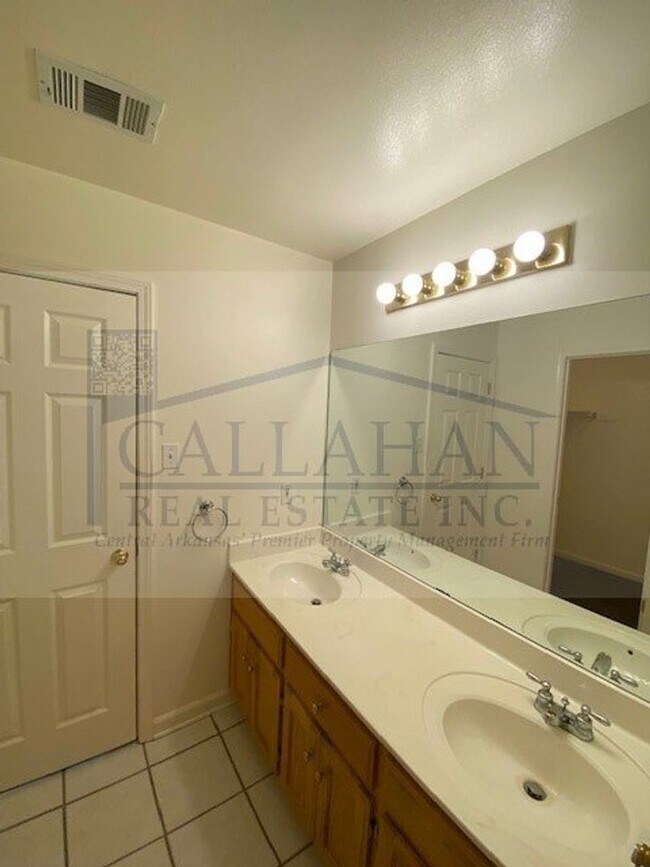 Building Photo - Woodruff Creek 3 Bedroom Home