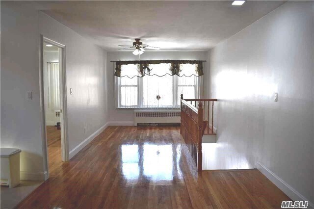 Foto del edificio - 39-21-39202 202nd St