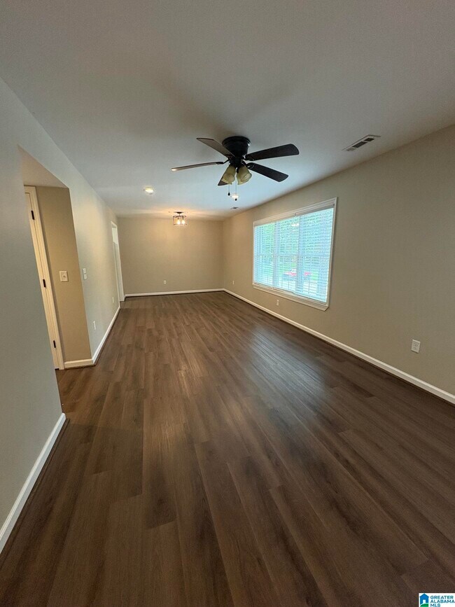 Building Photo - 2087 Montreat Cir