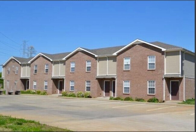 Foto del edificio - 2 Bedroom 1.5 Bathroom Townhome!!!