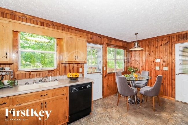 Foto del edificio - 115 River Trace Dr