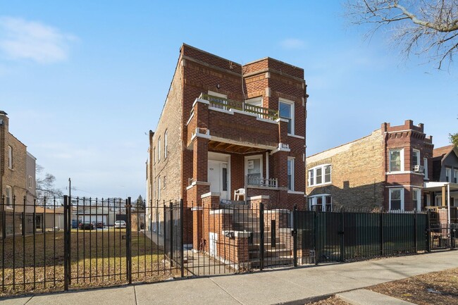 Foto del edificio - 624 N Monticello Ave