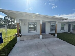 Building Photo - 915 Graystone Ave