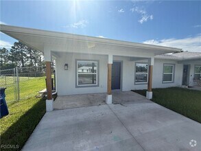 Building Photo - 915 Graystone Ave