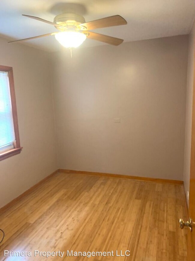 Building Photo - 3 br, 1.5 bath House - 3701 W 58th St
