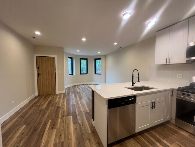 Foto del edificio - 4434 W Monroe St