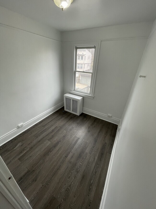 Foto del edificio - 142 Brighton Ave