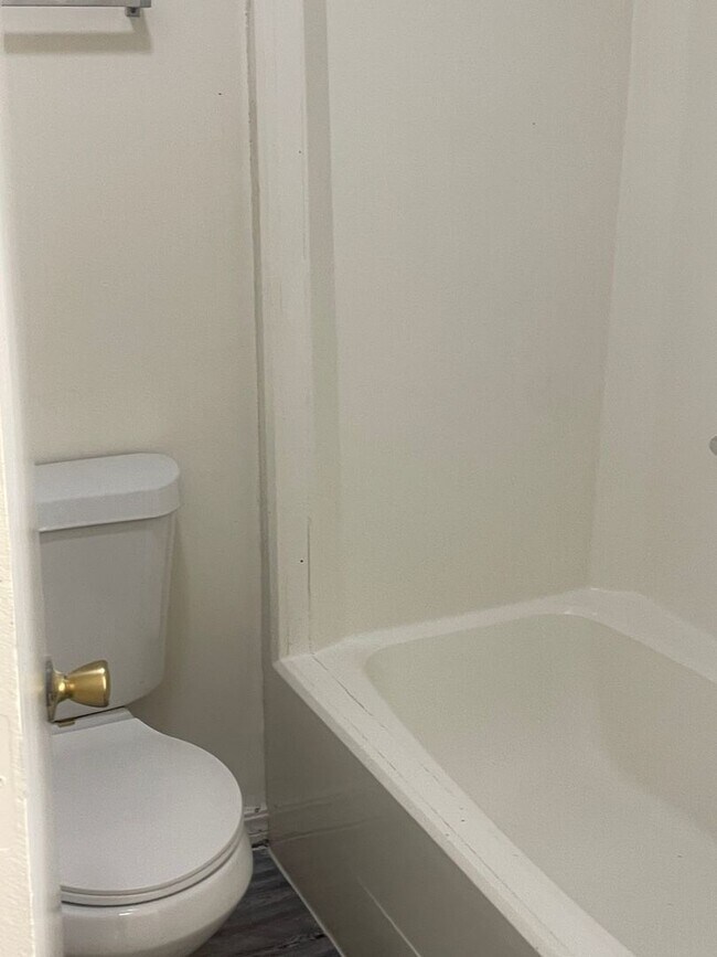 Foto del edificio - 5126 S Delaware Pl