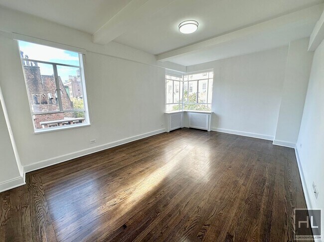 Foto del edificio - FIFTH AVENUE