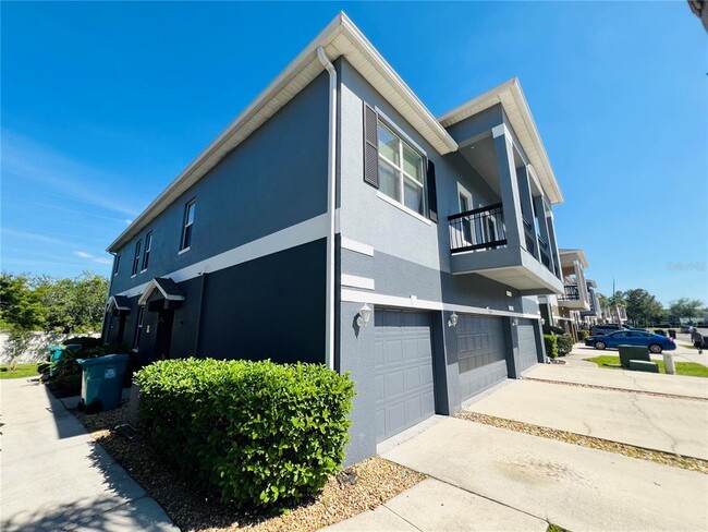 Foto del edificio - 6562 S Goldenrod Rd