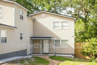 Building Photo - 3422 Orlando Dr