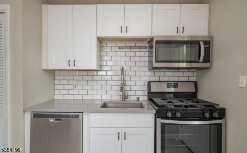 Foto principal - 83 Chestnut St