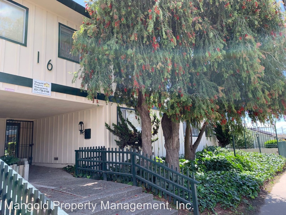 Primary Photo - 16 Natividad Rd