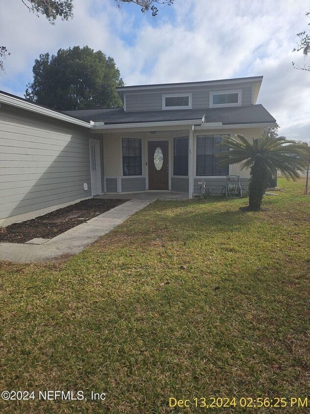 Primary Photo - Cute and cozy home in Orange Park