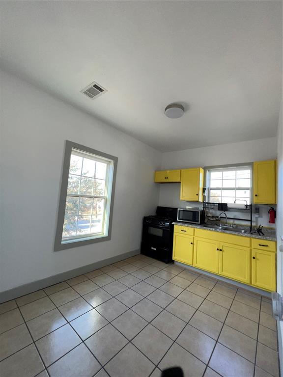 Foto del edificio - 240 N York St