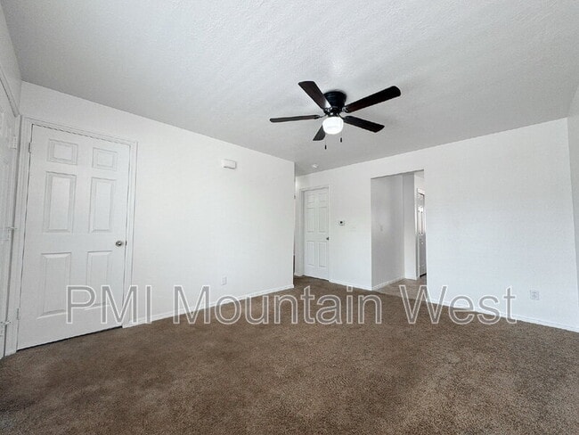 Building Photo - 49 S 200 W