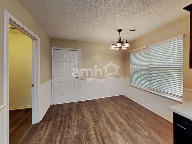 Foto del edificio - 1515 Morning Glory Way