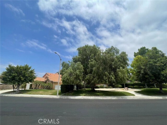 Foto del edificio - 3435 Creekwood Ct