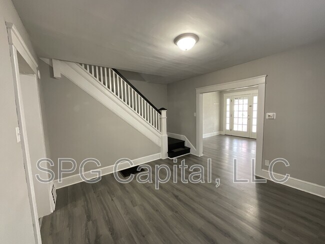 Foto del edificio - 32 Penn St